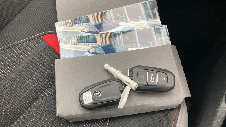 Vauxhall Mokka 100kW GS 50kWh 5dr Auto Electric Hatchback